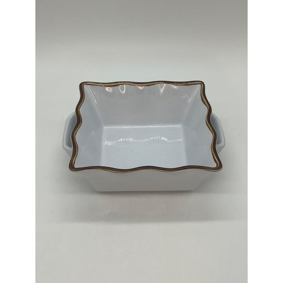 Kitchen Stuff Plus Square White Caserole s/Gold Trim Oven to Table Ware - Picture 1 of 6